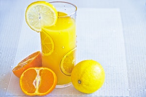 healthy breakfast grocery list - juice