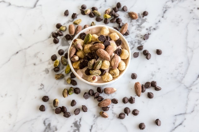 healthy essential grocery list - nuts and seeds